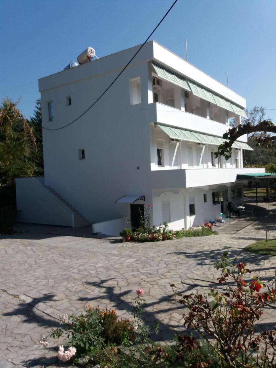 Theros Blu Sarakiniko (Epirus) Exterior foto